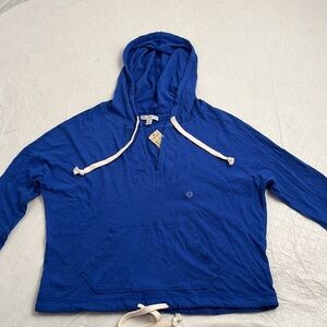 American Eagle blue cropped v-neck three quarter sleeve hoodie t-shirt S